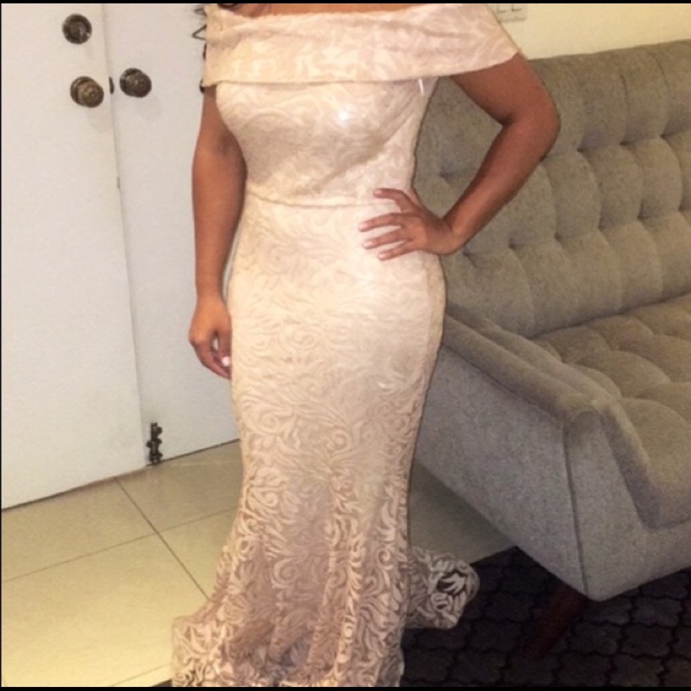Nicole Bakti gown.
